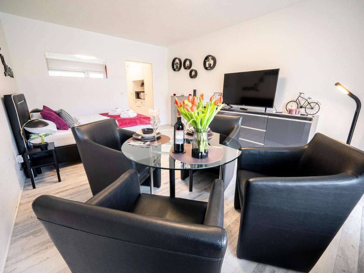Truth - Smart Tv - Terrasse - Kamin - Pure * Brilon